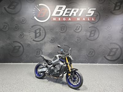 BOATZON | Yamaha MT09 SP CA 2022