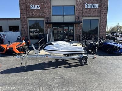 BOATZON | Yamaha SuperJet 2023