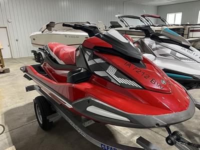 BOATZON | YAMAHA VX DELUXE W AUDIO 2023