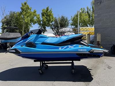BOATZON | Yamaha VX Deluxe with Audio 2025