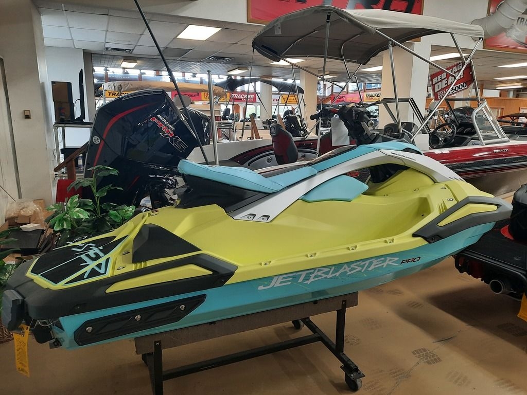 2025 WAVE RUNNER JETBLAST PRO 2UP - Sold Boat