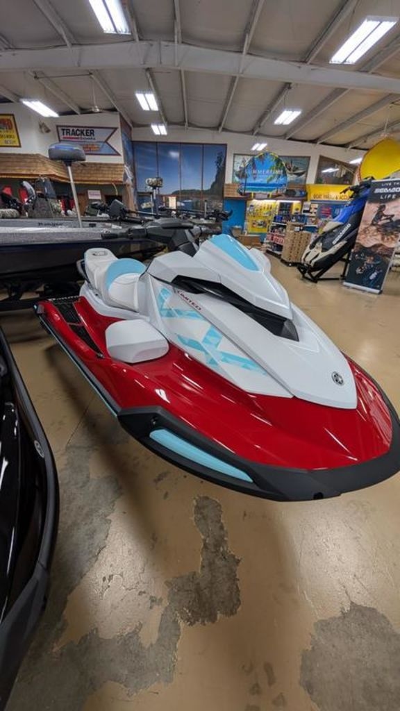 2025 WAVE RUNNER VX LTD - Sold Boat