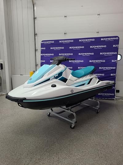 BOATZON | Yamaha WaveRunners EX 2024