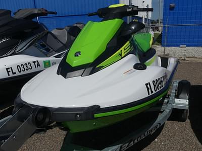 BOATZON | Yamaha WaveRunners EX Deluxe 2021