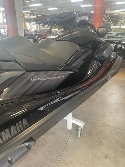 BOATZON | Yamaha Waverunners FX CSVHOA 2025