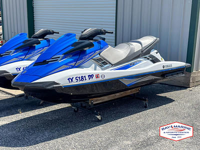 BOATZON | Yamaha WaveRunners FX HO 2016