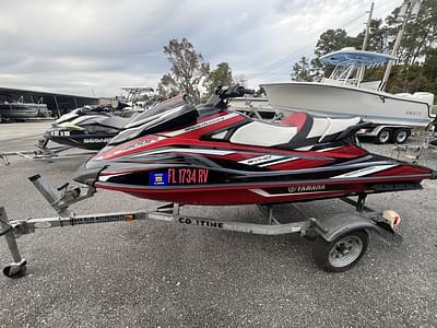 BOATZON | Yamaha Waverunners GP1800 2019