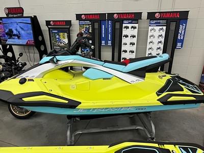 BOATZON | Yamaha WaveRunners Jetblaster PRO 3Up 2025