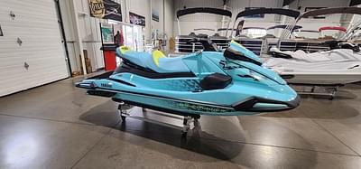 BOATZON | Yamaha WaveRunners VX Limited 2025