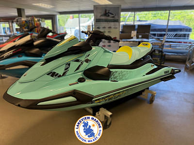 BOATZON | Yamaha WaveRunners VX Limited HO 2025