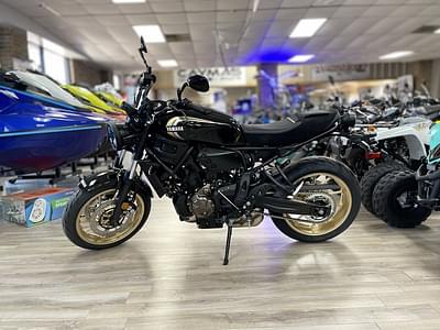 BOATZON | Yamaha XSR700 2024