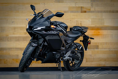 BOATZON | Yamaha YZFR3 2025