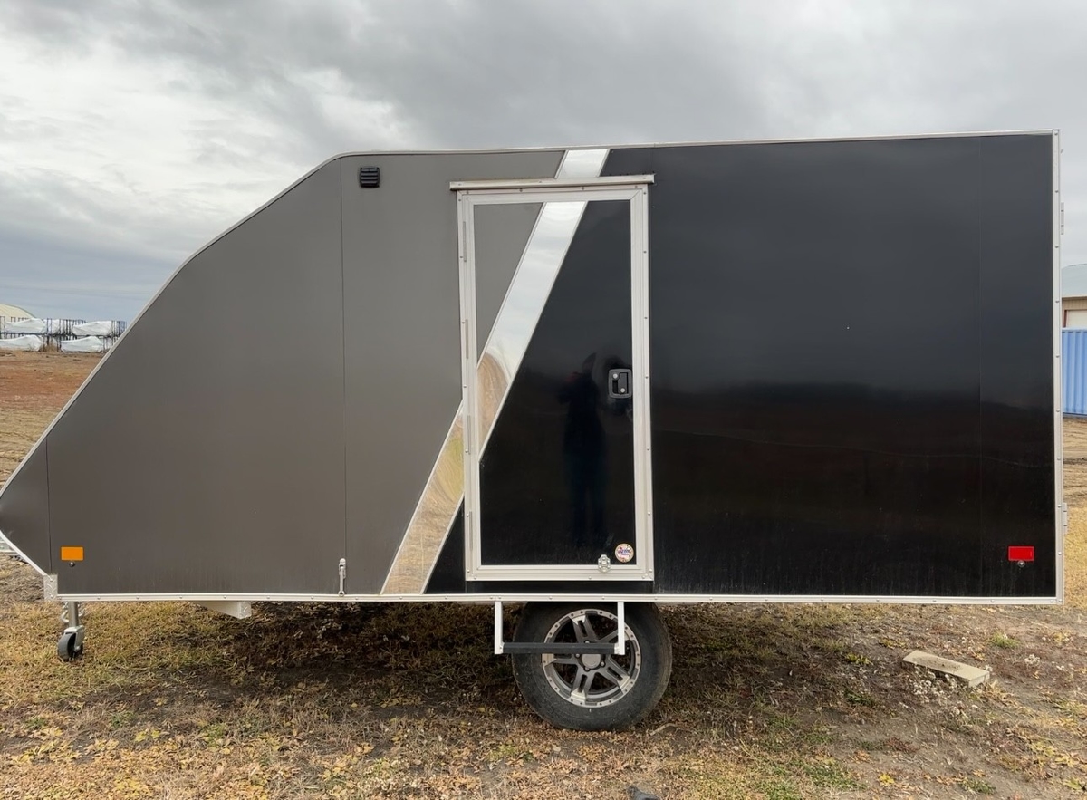 2023 Polaris Trailers Polaris Trailers Hybrid Enclosed 13x8 Two Tone 2023 - Sold Boat