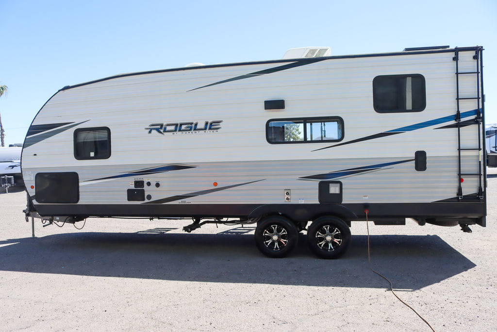Used Forest River Vengeance Rogue 25V 2022 for sale in Tucson