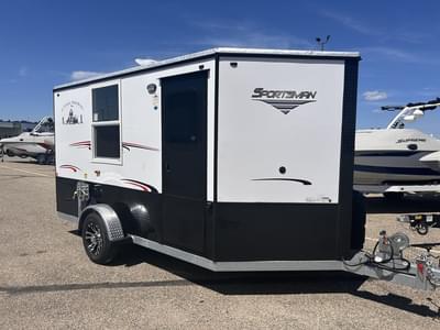 BOATZON | Ice Castle Fish Houses 65 X 12V SPORTSMAN 2026