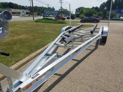 BOATZON | Load Rite 5 STARR Aluminum Tandem And Triaxle Bunk 5SAC26T8400102LTB2 2025