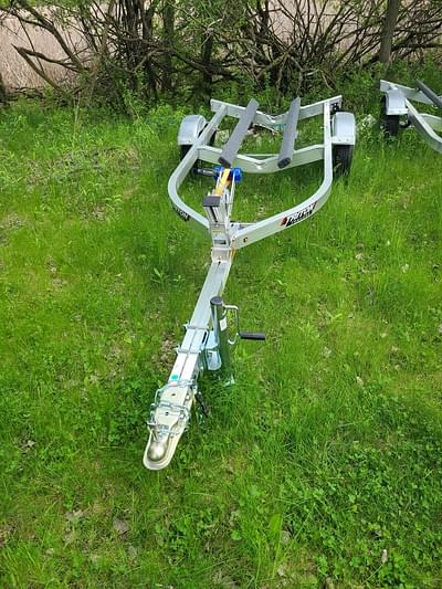 BOATZON | Triton Trailers PWC 2024