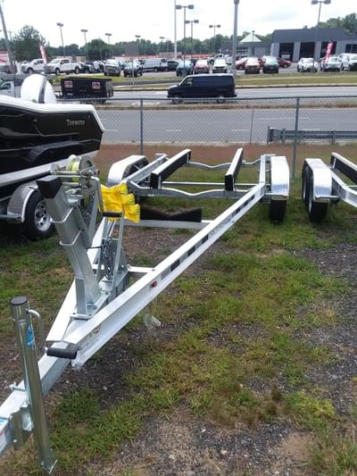 BOATZON | Venture Trailer Inc VATB5925 2026