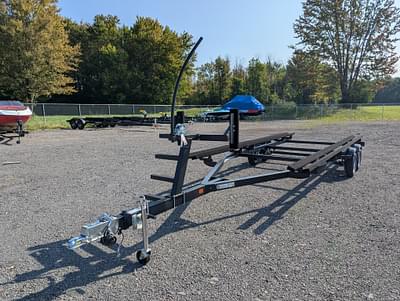 BOATZON | 2025 Yacht Club 22 to 24 Pontoon Trailer WBrakes