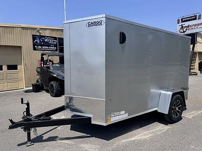 BOATZON | Cargo Express EX DLX Flat Top VNose Enclosed 5x10 2025