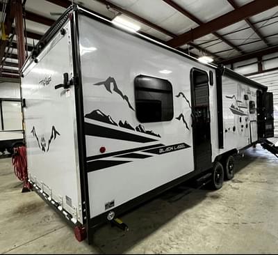 BOATZON | FOREST RIVER 27RRBL GREY WOLF BLACK LABEL 2022