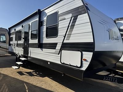 BOATZON | Grand Design Momentum MAV 27MAV 2025