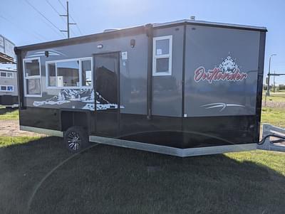 BOATZON | Ice Castle Fish Houses 8 X 17V Outlander ND COUNTRY FEST SPECIAL 2026
