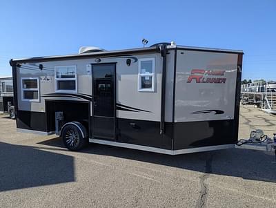 BOATZON | Ice Castle Fish Houses 8 X 17V RANGE RUNNER 2026