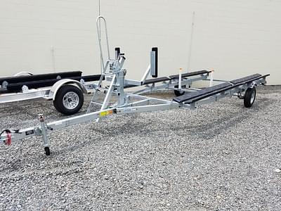 BOATZON | Load Rite PSeries Pontoon P18202750T 2024